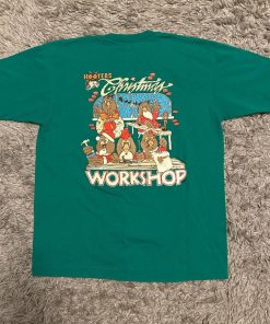 limited-edition-hooters-Christmas-t-shirt
